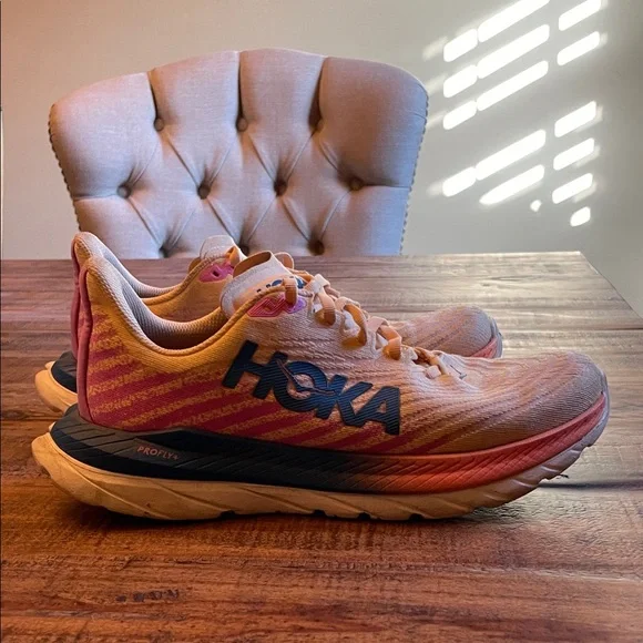 Hoka Mach 5 Running Shoes - Picture 2 of 4